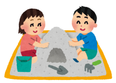 砂場で遊ぶ子ども